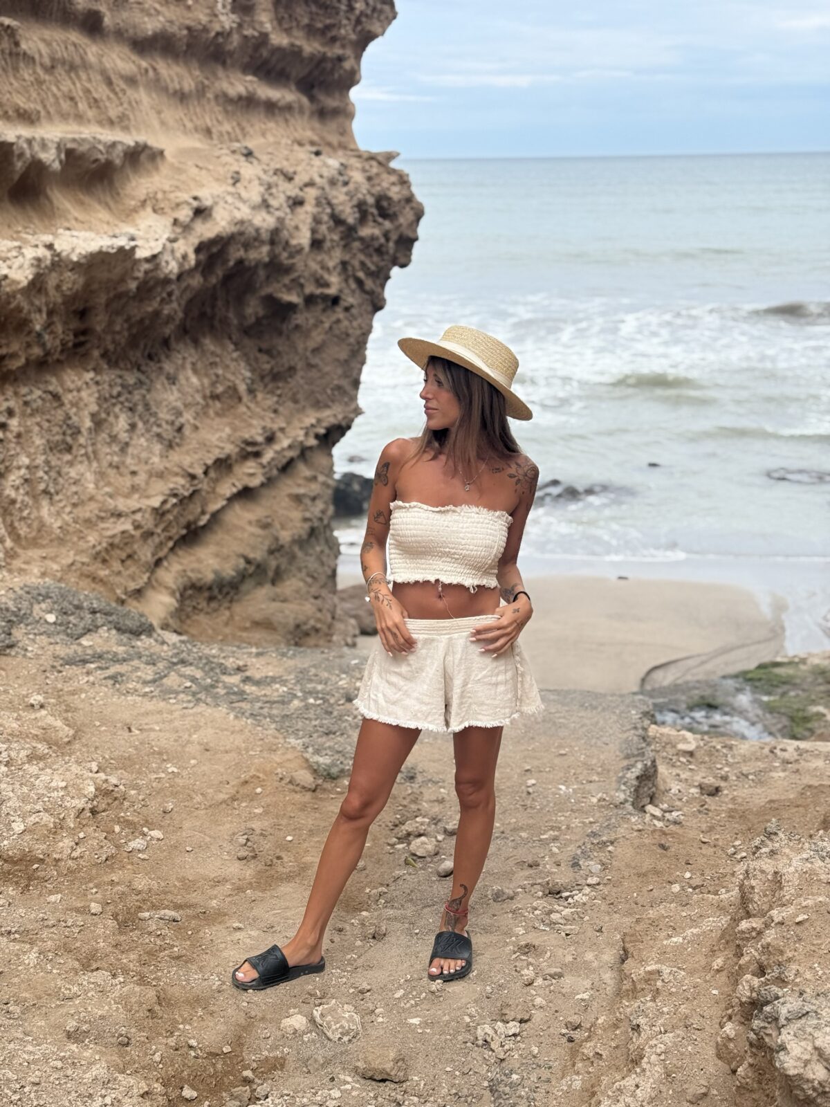 Short Aitana - Image 2