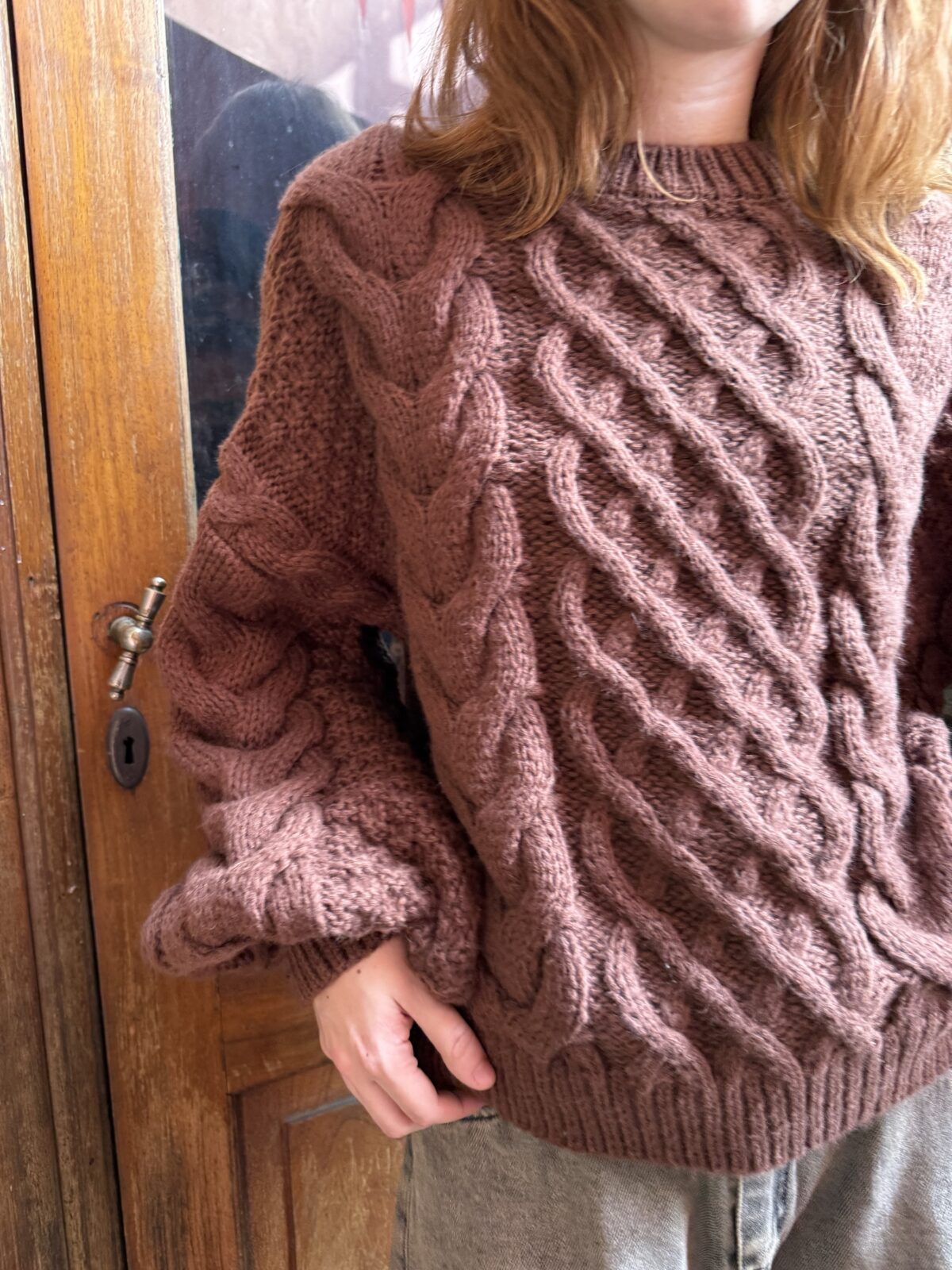 Sweater zendaya chocolate - Image 3
